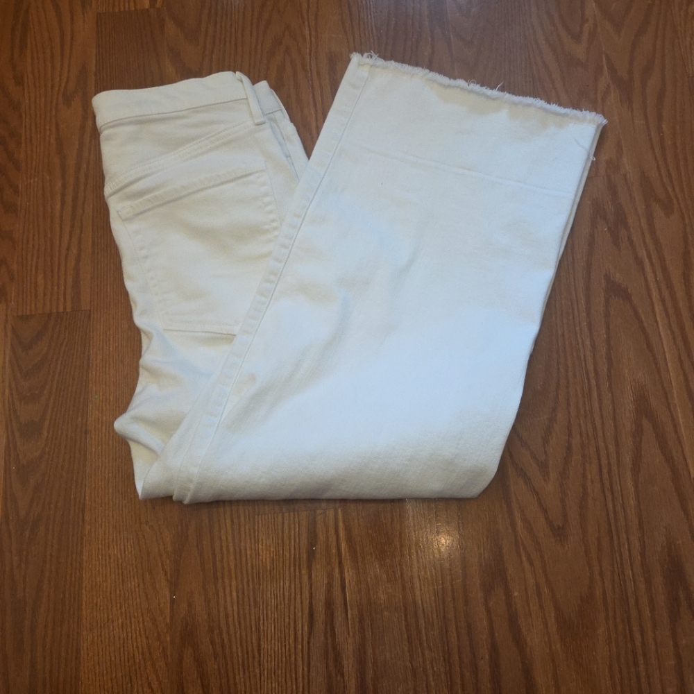 Banana Republic High Rise Wide Leg Crop White Raw Hem 27‎